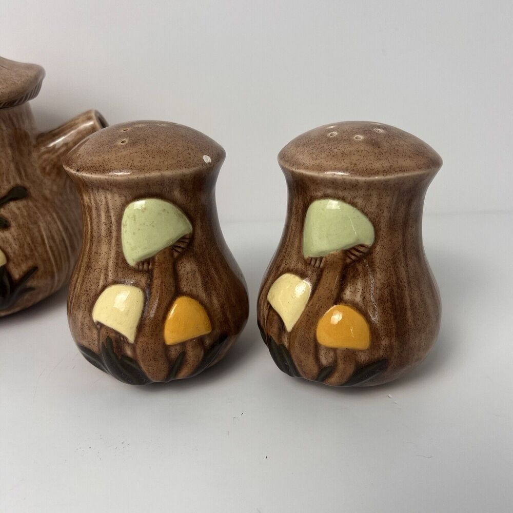 VTG Arnel's Mushroom Teapot Dark Lid Salt & Pepper Shaker Set Ceramic - Picture 2 of 16